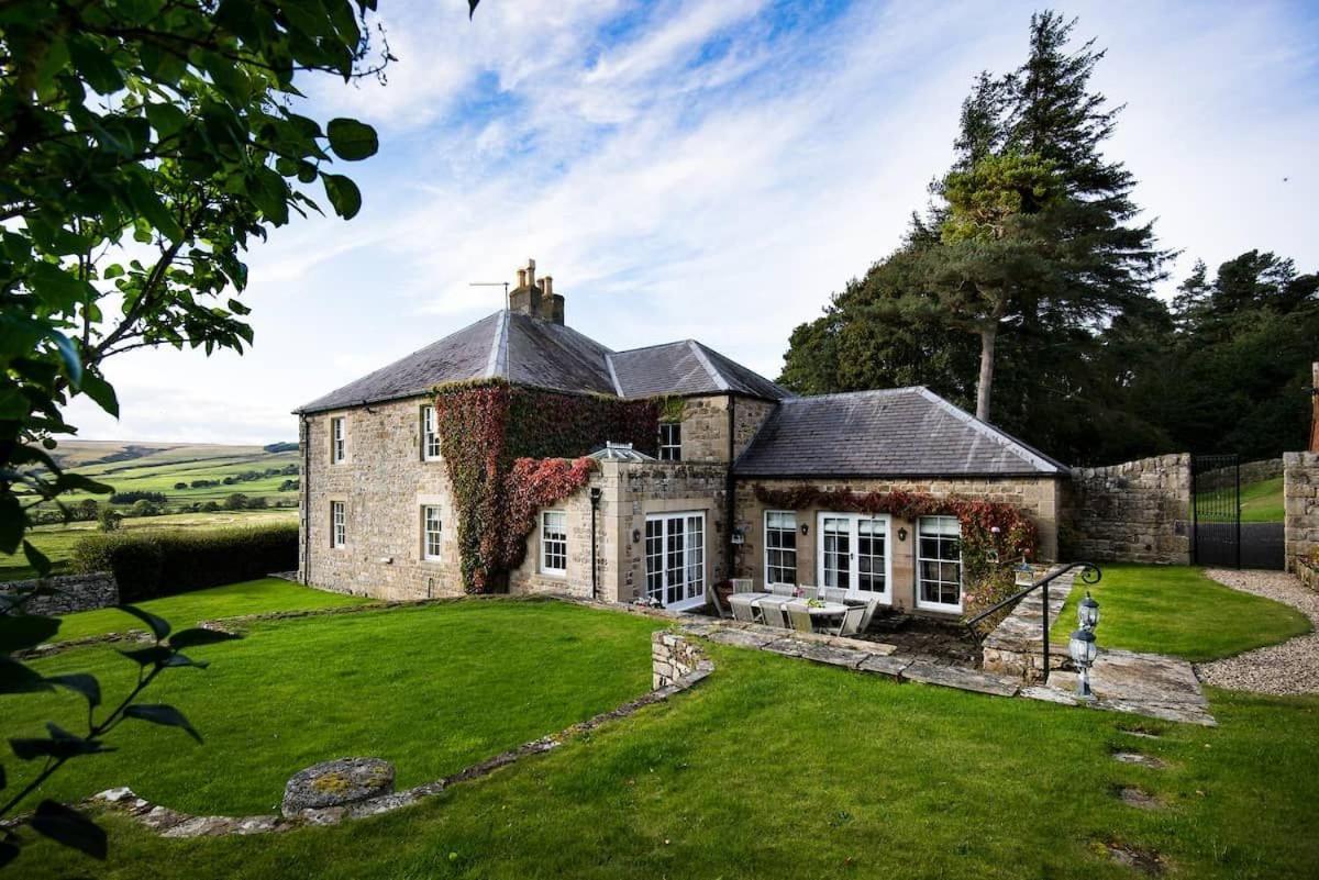 Broadgate House & Steading Villa West Woodburn Exterior photo